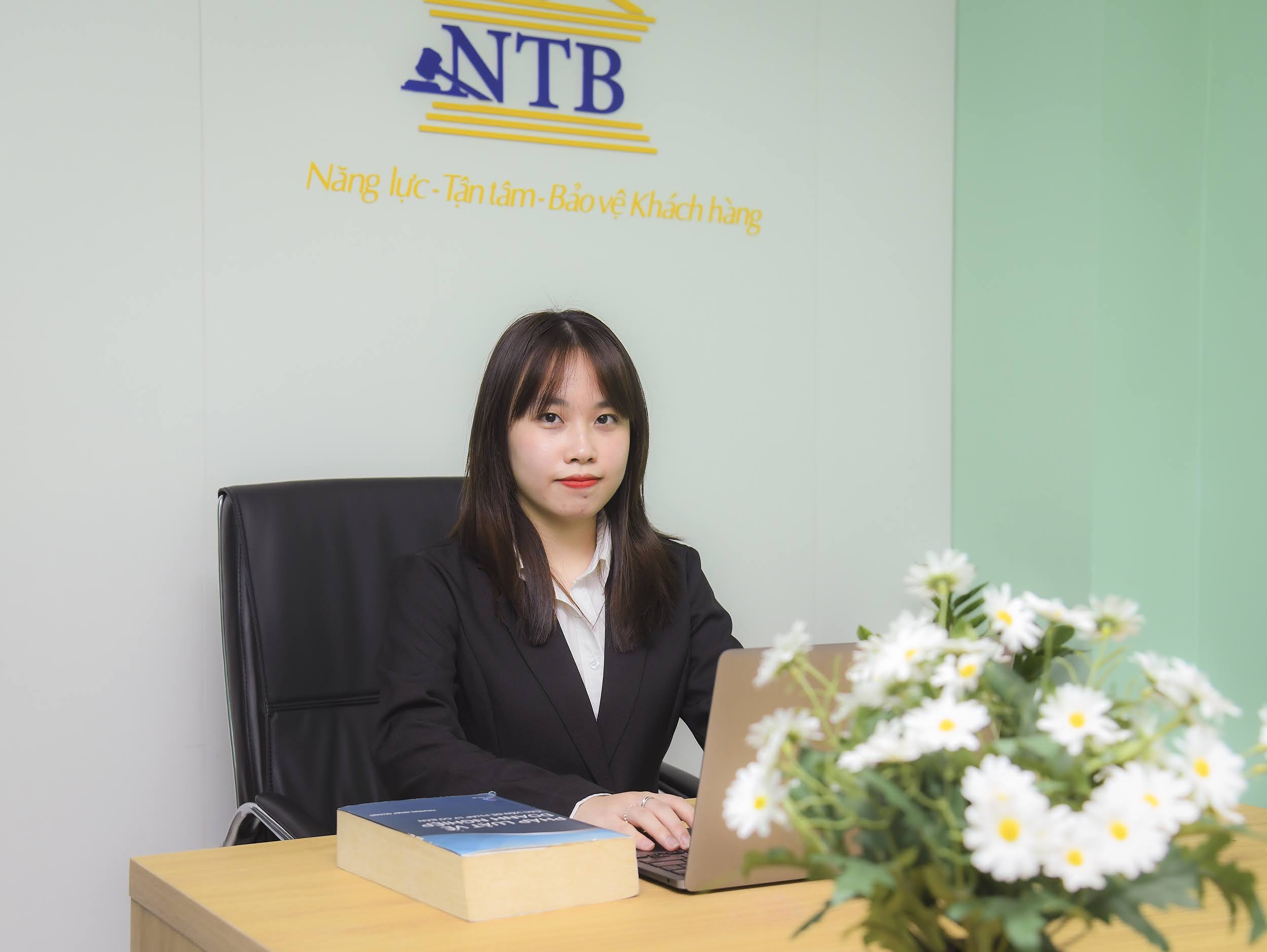 /mem-39/chuyen-vien-phap-ly-le-thi-tra-giang.html